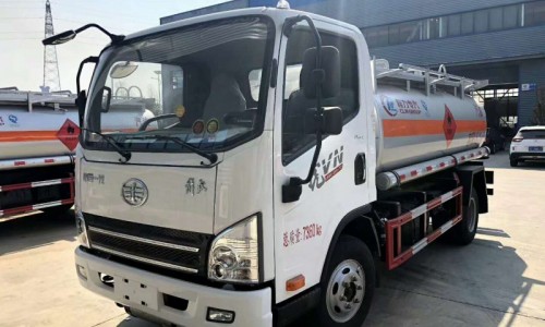 5.1立方解放加油車(chē) 