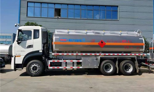 19立方東風(fēng)天龍后雙橋運(yùn)油車(chē) 